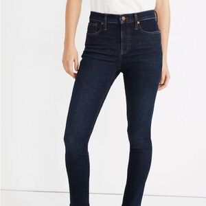 Madewell 9" Mid-Rise Skinny Jeans in Orland Wash: TENCEL Denim Edition Size 25